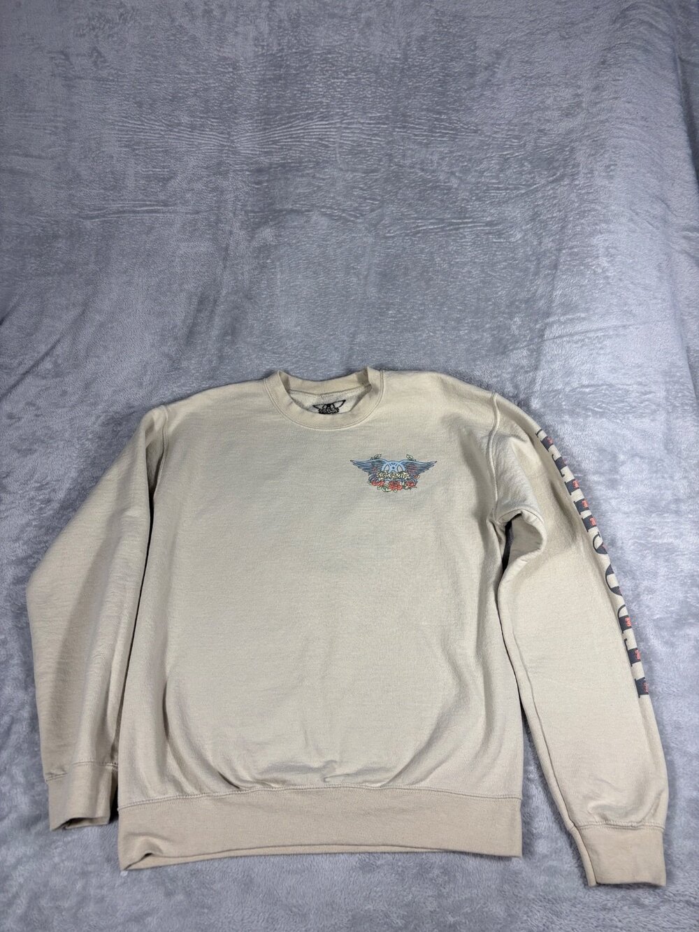 Aerosmith Rock Band Music Boston MA Wings Roses Graphic Sweatshirt Mens Size M